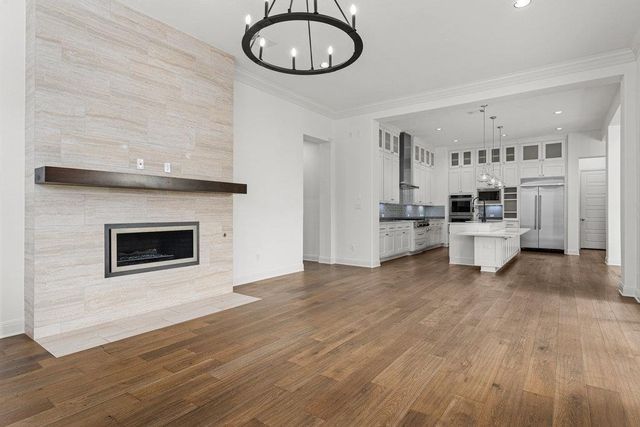 406 Woodside TER, Austin, TX 78738