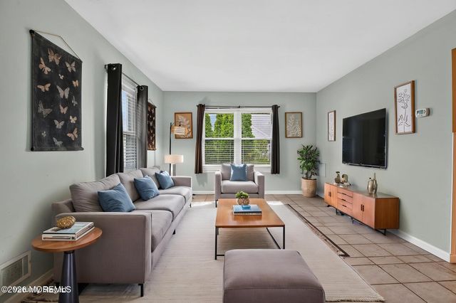 19 Arlene Court 4102, Brick, NJ 08724