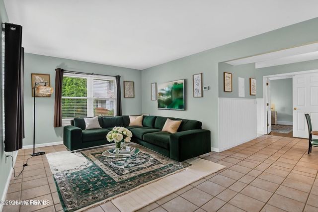 19 Arlene Court 4102, Brick, NJ 08724