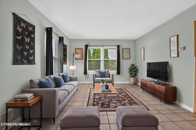 19 Arlene Court 4102, Brick, NJ 08724