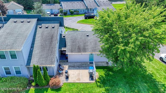 19 Arlene Court 4102, Brick, NJ 08724