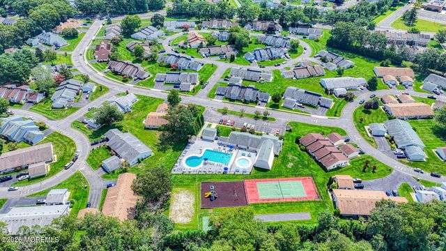 19 Arlene Court 4102, Brick, NJ 08724