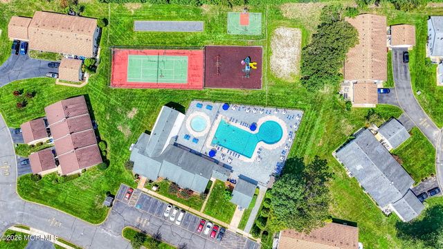 19 Arlene Court 4102, Brick, NJ 08724