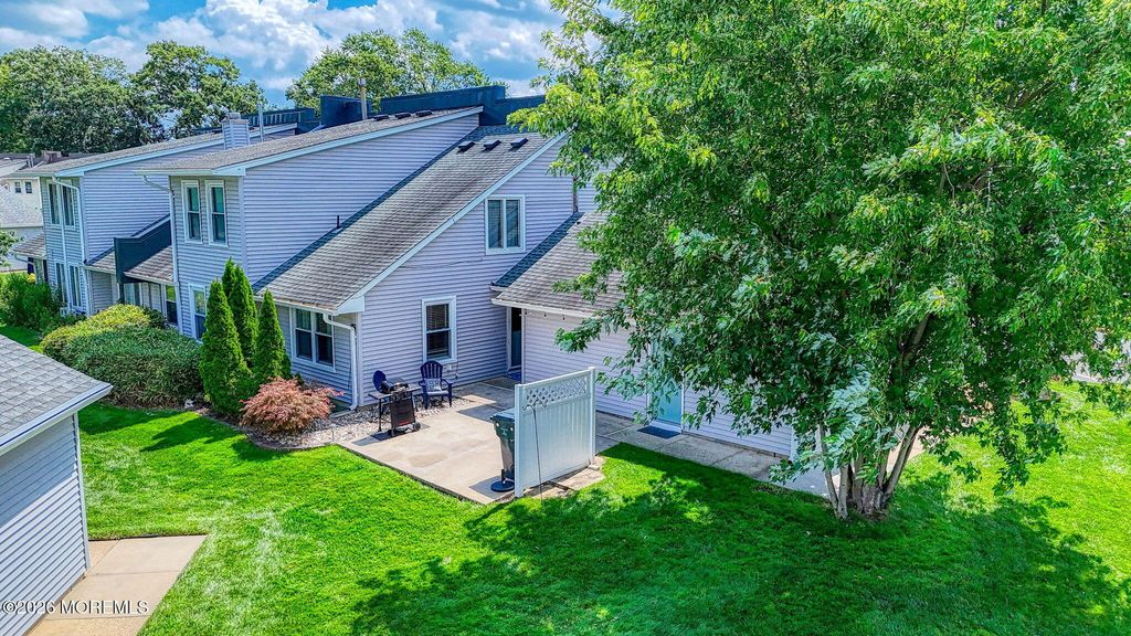 19 Arlene Court 4102, Brick, NJ 08724