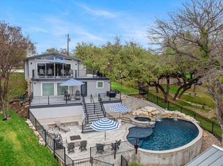 205 Beaver CIR, Horseshoe Bay, TX 78657