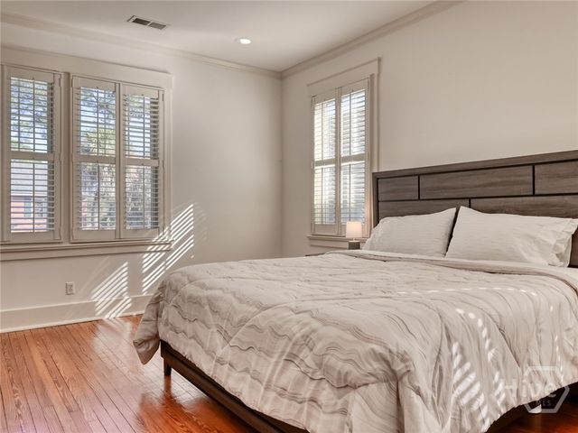 137 E 51st Street, Savannah, GA 31405