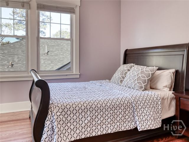 137 E 51st Street, Savannah, GA 31405