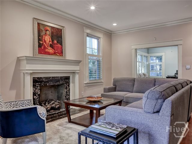 137 E 51st Street, Savannah, GA 31405