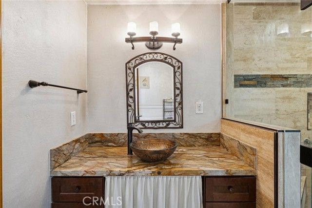 5976 Robinson, Riverside, CA 92503