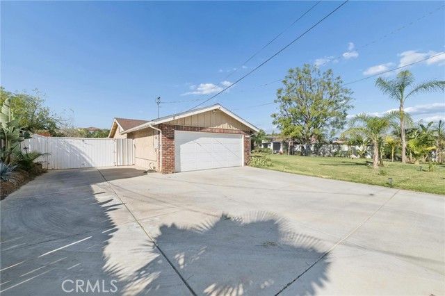 5976 Robinson, Riverside, CA 92503