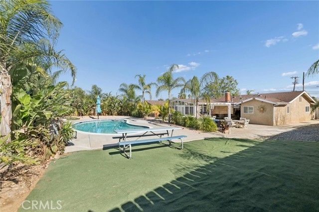 5976 Robinson, Riverside, CA 92503