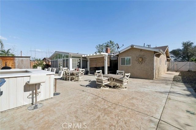 5976 Robinson, Riverside, CA 92503