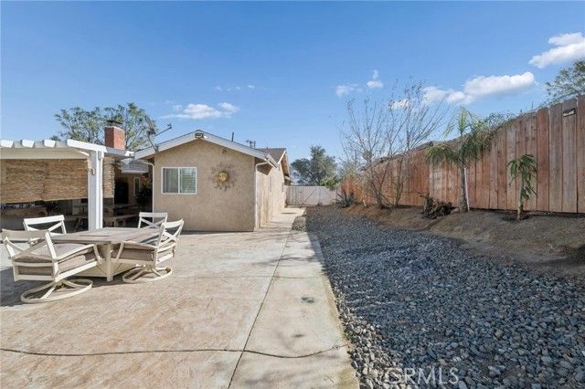 5976 Robinson, Riverside, CA 92503