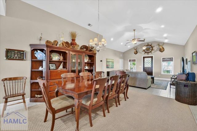 725 Youmans Road, Midway, GA 31320