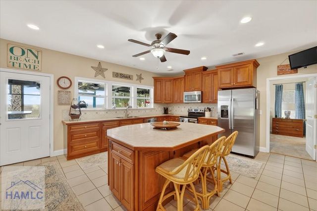 725 Youmans Road, Midway, GA 31320