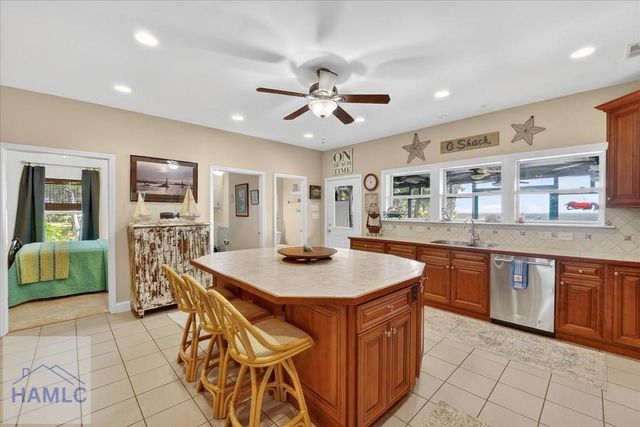 725 Youmans Road, Midway, GA 31320