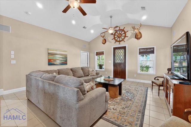 725 Youmans Road, Midway, GA 31320