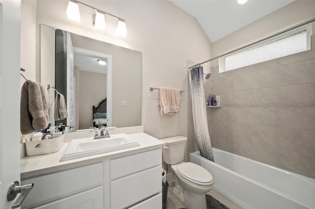 5914 Emerald Ranch Lane, Fulshear, TX 77441
