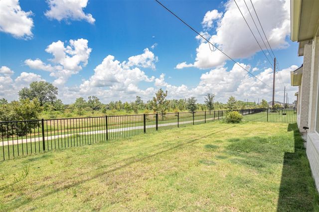5914 Emerald Ranch Lane, Fulshear, TX 77441
