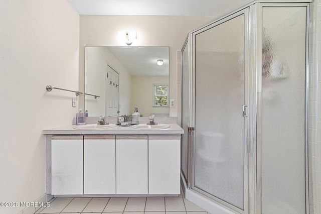 1 Launcelot Lane, Jamesburg, NJ 08831