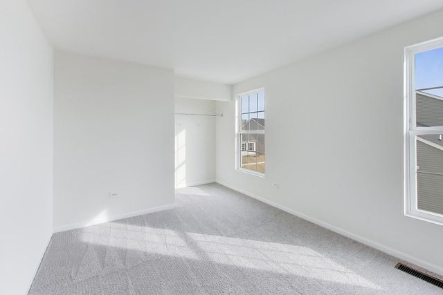 1001 Celebration Drive, Aurora, IL 60504