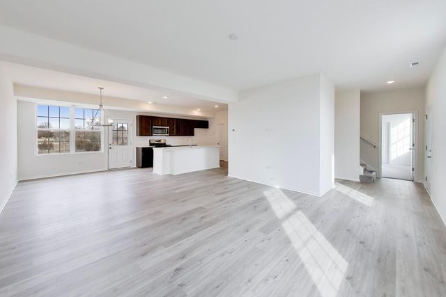 1001 Celebration Drive, Aurora, IL 60504