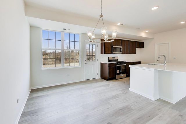 1001 Celebration Drive, Aurora, IL 60504