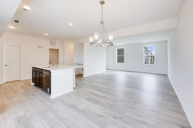 1001 Celebration Drive, Aurora, IL 60504