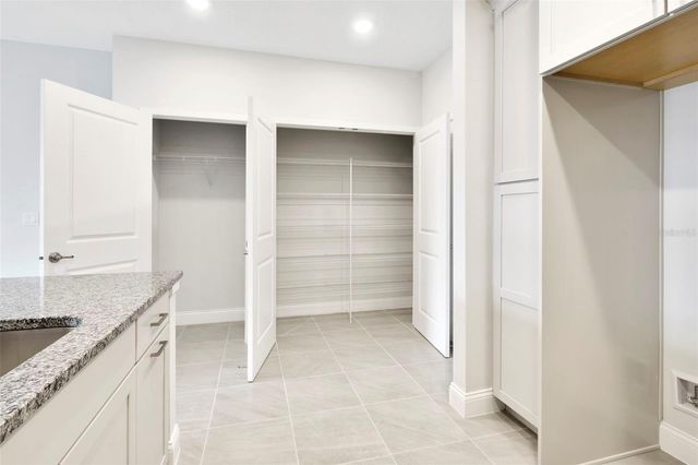 7545 LAUREATE BLVD 7208, Orlando, FL 32827