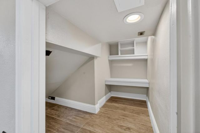 4949 Winter Oak Way, Antelope, CA 95843