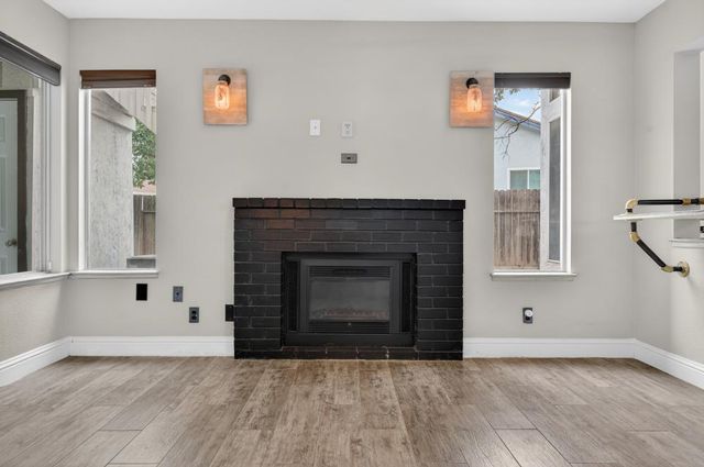 4949 Winter Oak Way, Antelope, CA 95843