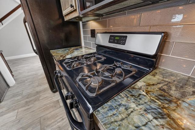 4949 Winter Oak Way, Antelope, CA 95843