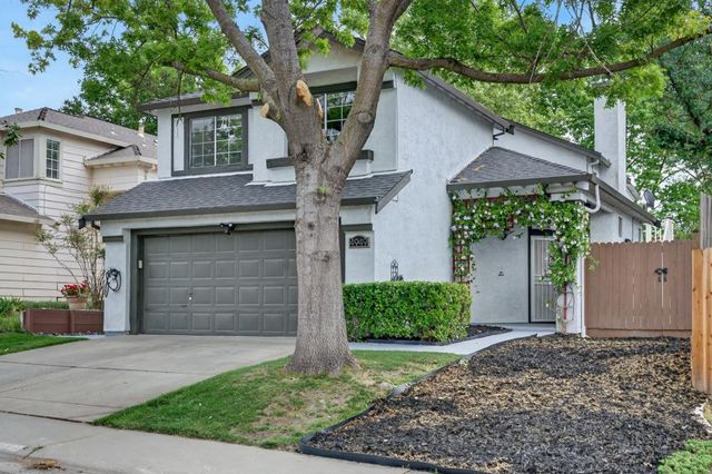 4949 Winter Oak Way, Antelope, CA 95843