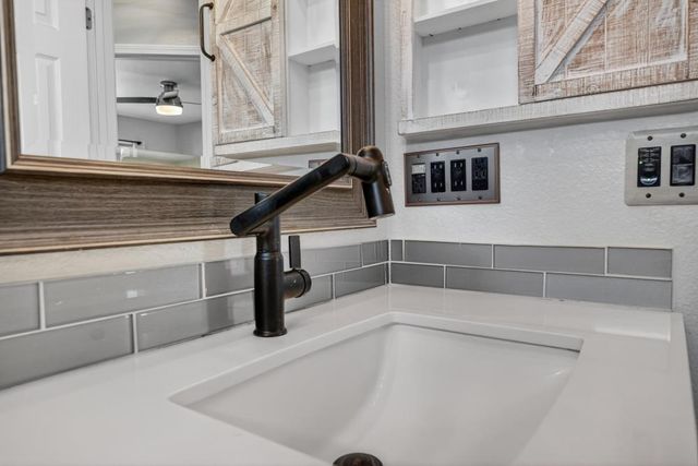 4949 Winter Oak Way, Antelope, CA 95843