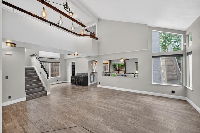 4949 Winter Oak Way, Antelope, CA 95843