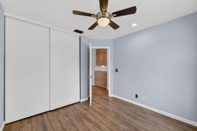 4949 Winter Oak Way, Antelope, CA 95843