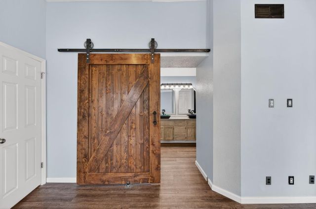 4949 Winter Oak Way, Antelope, CA 95843