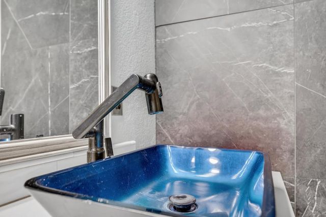 4949 Winter Oak Way, Antelope, CA 95843