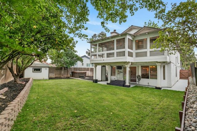 4949 Winter Oak Way, Antelope, CA 95843