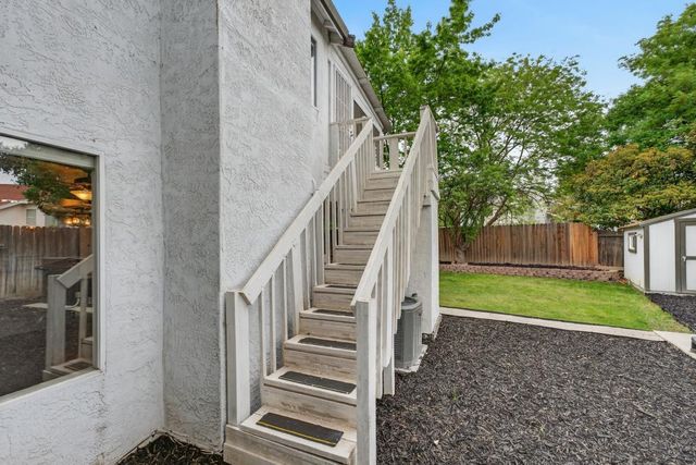 4949 Winter Oak Way, Antelope, CA 95843