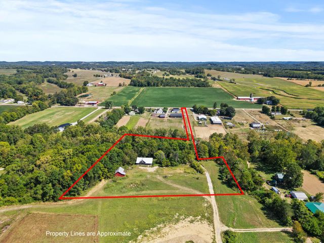 26377 Tarlton Adelphi Road, Laurelville, OH 43135