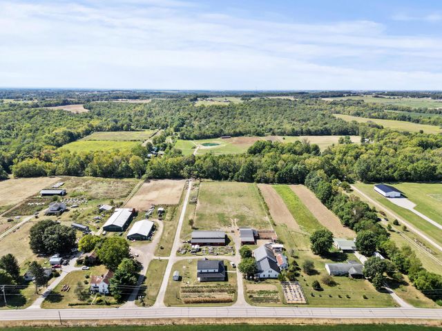 26377 Tarlton Adelphi Road, Laurelville, OH 43135