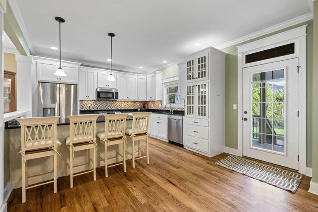 827 Willcrest Drive, Chattanooga, TN 37405