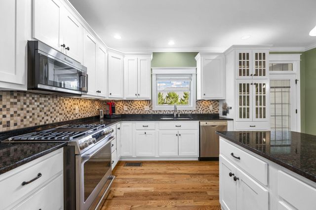 827 Willcrest Drive, Chattanooga, TN 37405