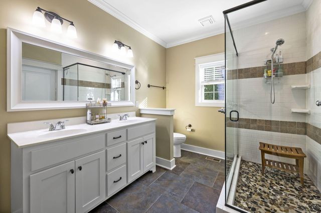 827 Willcrest Drive, Chattanooga, TN 37405