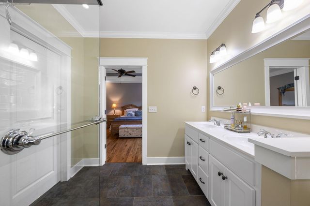 827 Willcrest Drive, Chattanooga, TN 37405