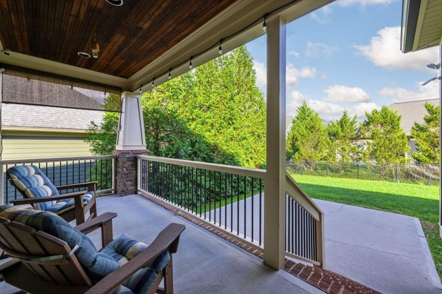 827 Willcrest Drive, Chattanooga, TN 37405