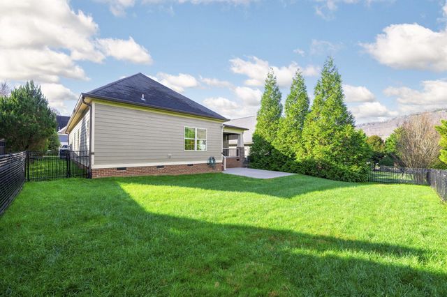 827 Willcrest Drive, Chattanooga, TN 37405