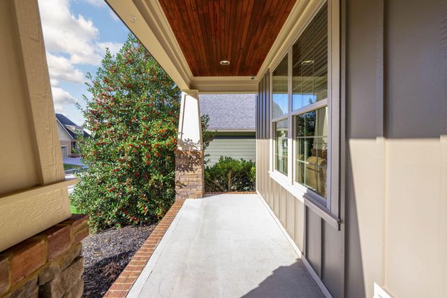 827 Willcrest Drive, Chattanooga, TN 37405