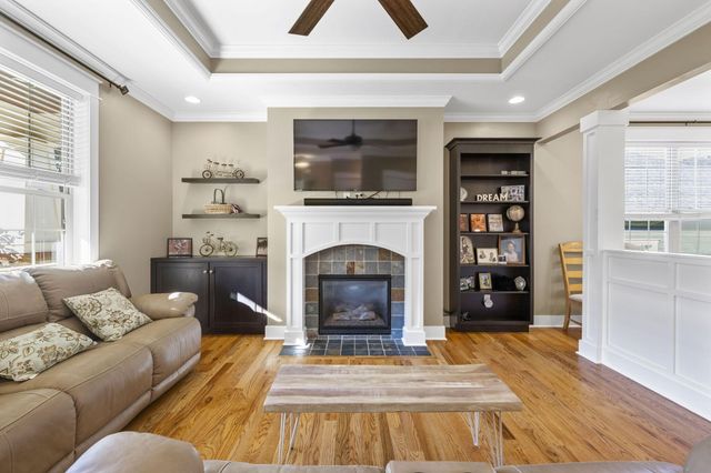 827 Willcrest Drive, Chattanooga, TN 37405